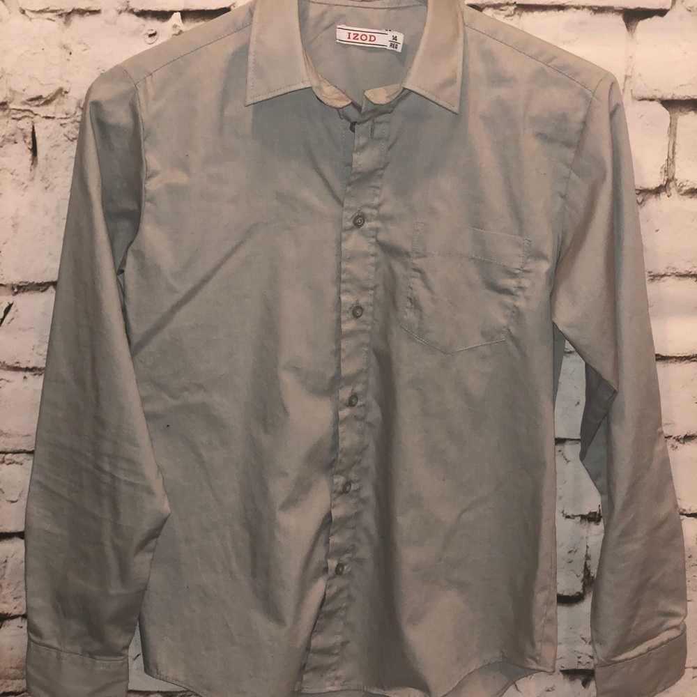 NWOT Boys light gray IZOD button down dress shirt